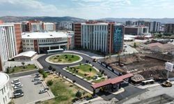Sivas Numune Hastanesi yeni idari binasının inşaat çalışmaları sürüyor