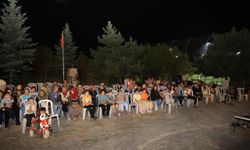Talas Belediyesinin açık hava sinema etkinliği kırsaldaki çocukları sinemayla buluşturdu