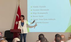 Ulaş'ta kurum çalışanlarına protokol ve nezaket kuralları eğitimi verildi