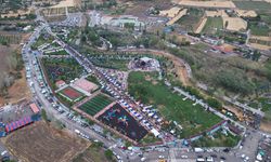 '17. Uluslararası Çubuk Turşu ve Kültür Festivali'nin son gününde yoğunluk yaşandı