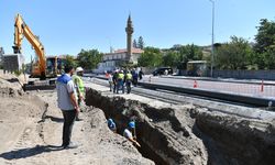 Başkan Büyükkılıç, Kayseri Caddesi'ndeki çalışmaları inceledi