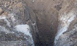 Çankırı'da su kuyusu açarken kayan toprağın altında kalan kişi yaralandı