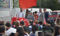 Eskişehirliler, A Milli Kadın Voleybol Takımı'nın final maçını dev ekranda izledi