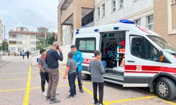 Kayseri'de yanlışlıkla çalınan yangın alarmıyla oluşan panikte 14 öğrenci yaralandı