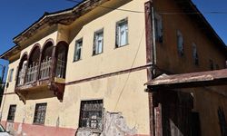 Sivas'ta tescilli 156 yıllık tarihi konak kamuya hibe edildi