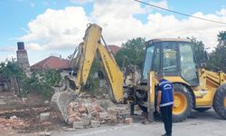 Sorgun'da kaçak yapılar yıkılıyor