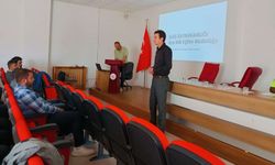 Ulaş'ta öğrenci servisi sürücüleri bilgilendirildi