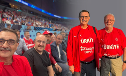 Fatih Dönmez’den 12 Dev Adam’a Riga’da Destek
