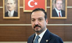 AK Parti'li Zorlu, Türk soylu yabancıların Türkiye'deki çalışma koşullarına ilişkin düzenlemeyi değerlendirdi: