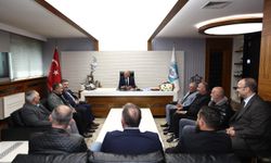 Başkan Büyükkılıç, Hal İşletmeleri Başkanı Taşpınar ve yönetim kurulu üyelerini ağırladı