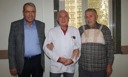 Bir gün arayla bypass ameliyatı olan ağabey ile kardeş taburcu edildi