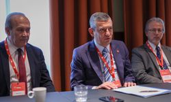 CHP Genel Başkanı Özel, Avrupa Sosyalist Partisi Kongresi'nde görüşmeler gerçekleştirdi