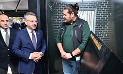 Eskişehir Valisi Aksoy narko tırı ziyaret etti