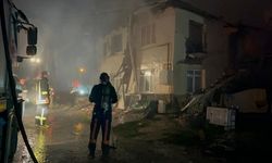 GÜNCELLEME - Çankırı'da 3 ev ile 4 samanlık yandı
