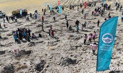 Kayseri Büyükşehir Belediyesi, Oymaağaç'ta 3 bin fidanı toprakla buluşturdu