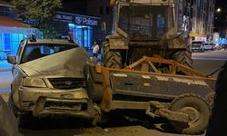 Mahmudiye'de trafik kazasında 2 kişi yaralandı