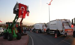 Melikgazi Belediyesi, filosuna kattığı yeni araçları tanıttı