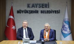 Melikgazi Kayseri Kadın Basketbol Takımı'ndan Büyükkılıç'a ziyaret