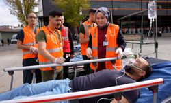 Sivas Cumhuriyet Üniversitesi Hastanesinde yangın ve KBRN tatbikatı yapıldı