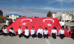 Ulaş'ta Cumhuriyet'in 102. yılı kutlanıyor