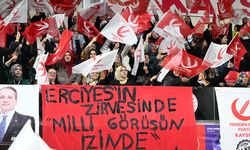 Yeniden Refah Partisi Genel Başkanı Erbakan, partisinin Kayseri il kongresine katıldı