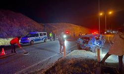 Yozgat'ta direğe çarpan otomobilin sürücüsü hayatını kaybetti