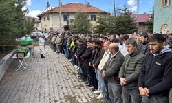 Antalya'da polisin öldürdüğü eşi ve çocuklarının cenazesi Çankırı'da defnedildi