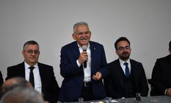 Başkan Büyükkılıç kahvaltıda belediye çalışanlarıyla buluştu