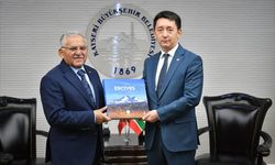 Başkan Büyükkılıç, Tataristan Cumhuriyeti Türkiye Yetkili Temsilcisi Gataullin'i ağırladı