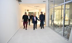 Başkan Büyükkılıç, yapımı devam eden Altınoluk Sosyal Yaşam Merkezi'ni denetledi