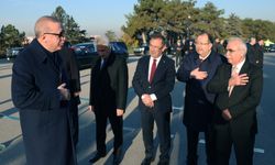 Büyük Önder Atatürk için Anıtkabir'de devlet töreni düzenlendi