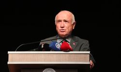 Eski TBMM Başkanı Cemil Çiçek Yozgat'ta konuştu: