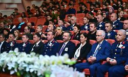 Eskişehir Valisi Aksoy, Atatürk'ü anma programına katıldı