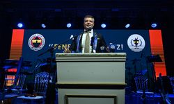 Fenerbahçe Kulübü Başkanı Sadettin Saran, HUFEDER'in 5. yıl kutlamasına katıldı