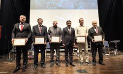 İç Anadolu'da 24 Kasım Öğretmenler Günü kutlandı