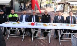 Kırşehir'de emniyet teşkilatı esnafla bir araya geldi