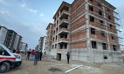 Konya'da üzerine iskele düşen 2 işçi yaralandı