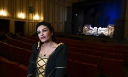 'Lucia di Lammermoor' operasında kostümler, dizi karakterlerinden esinlenilerek tasarlandı