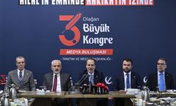 Yeniden Refah Partisi Genel Başkanı Erbakan, basın toplantısı düzenledi: