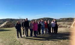 Engelli bireyler yangın bölgesinde fidan dikti