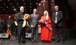 THM şarkılarını öğretmenler için seslendirdi