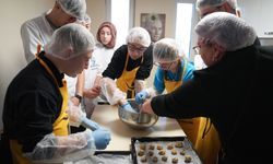 Montaj Atölyesi öğrencileri kurabiye atölyesinde