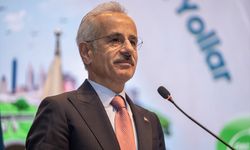 Bakan Uraloğlu, 9. Ulusal Asfalt Sempozyumu ve Sergisi'nde konuştu: