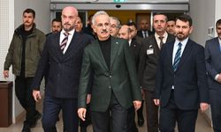 Bakan Uraloğlu, yılbaşında Türkiye Hava Trafik Kontrol Merkezi'nde yürütülen çalışmaları inceledi: