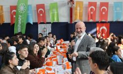 Başkan Çolakbayrakdar, lise öğrencileriyle bir araya geldi