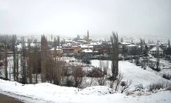 Gemerek'te kar yağışı etkili oldu