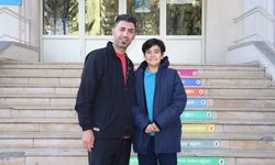 GÜNCELLEME - Sivas'ta nefes borusuna mandalina kaçan öğrenciyi öğretmeni Heimlich manevrasıyla kurtardı