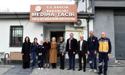 Hayırsever Tacir ailesinden İl Sağlık Müdürü Erşan'a ziyaret