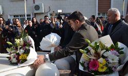 İlk kadın milletvekillerinden 'Satıkadın' mezarı başında anıldı