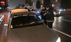 Kayseri Emniyet Müdürlüğü 3 bin 40 personelle yılbaşı mesaisi yaptı